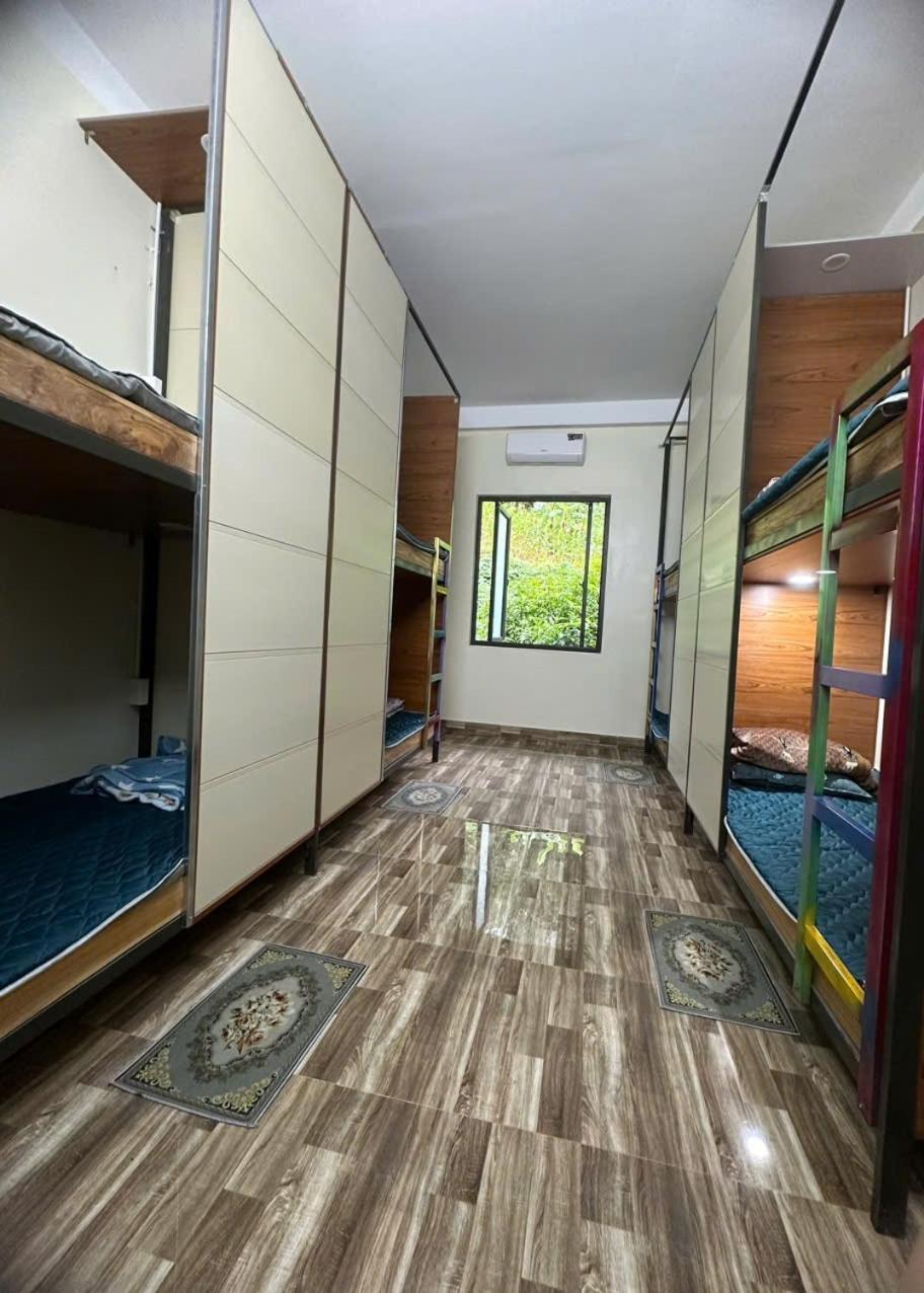 Viethung Hostel-Motorbikes For Rental - Tour Lang Lap Phòng bức ảnh